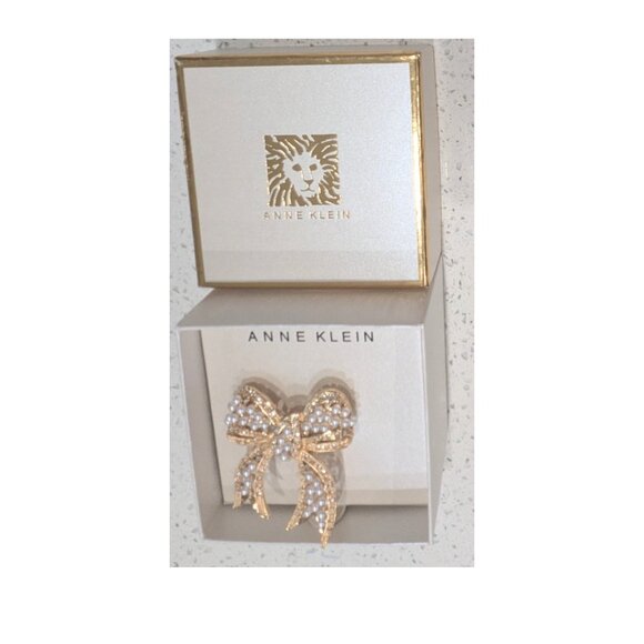 Anne Klein Gold-Tone Pearl Bow Brooch | New in Box - Picture 2 of 7